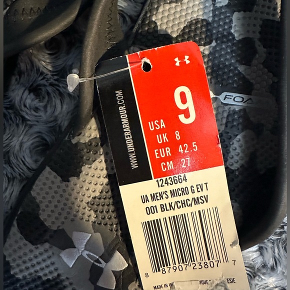 Under Armour Men’s Flip Flops Size 9 Camo Black NEW - Picture 2 of 3